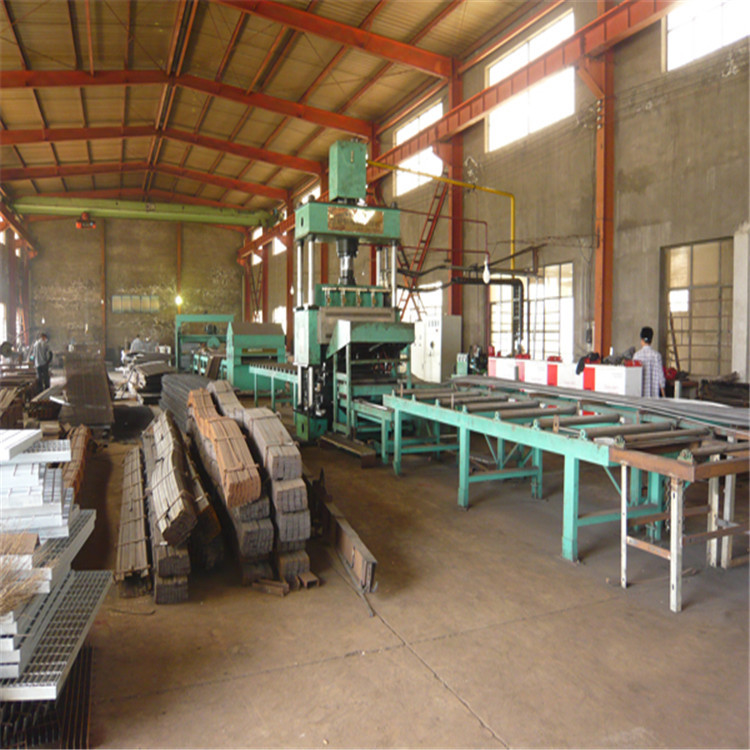 柵格板.jpg 柵格板.jpg