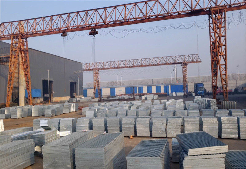 碼頭格柵板.jpg 碼頭格柵板.jpg