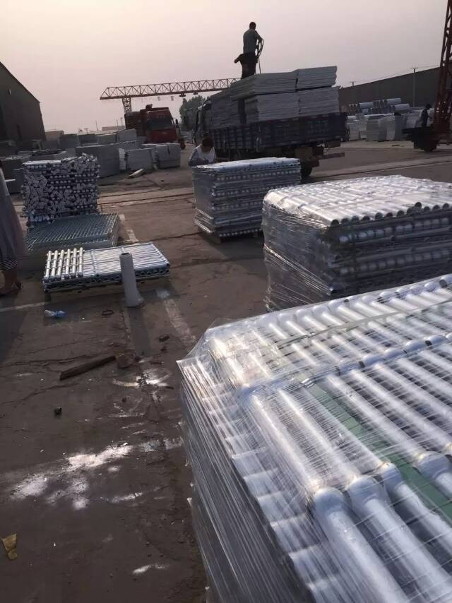 工業(yè)防護欄桿 工業(yè)防護欄桿